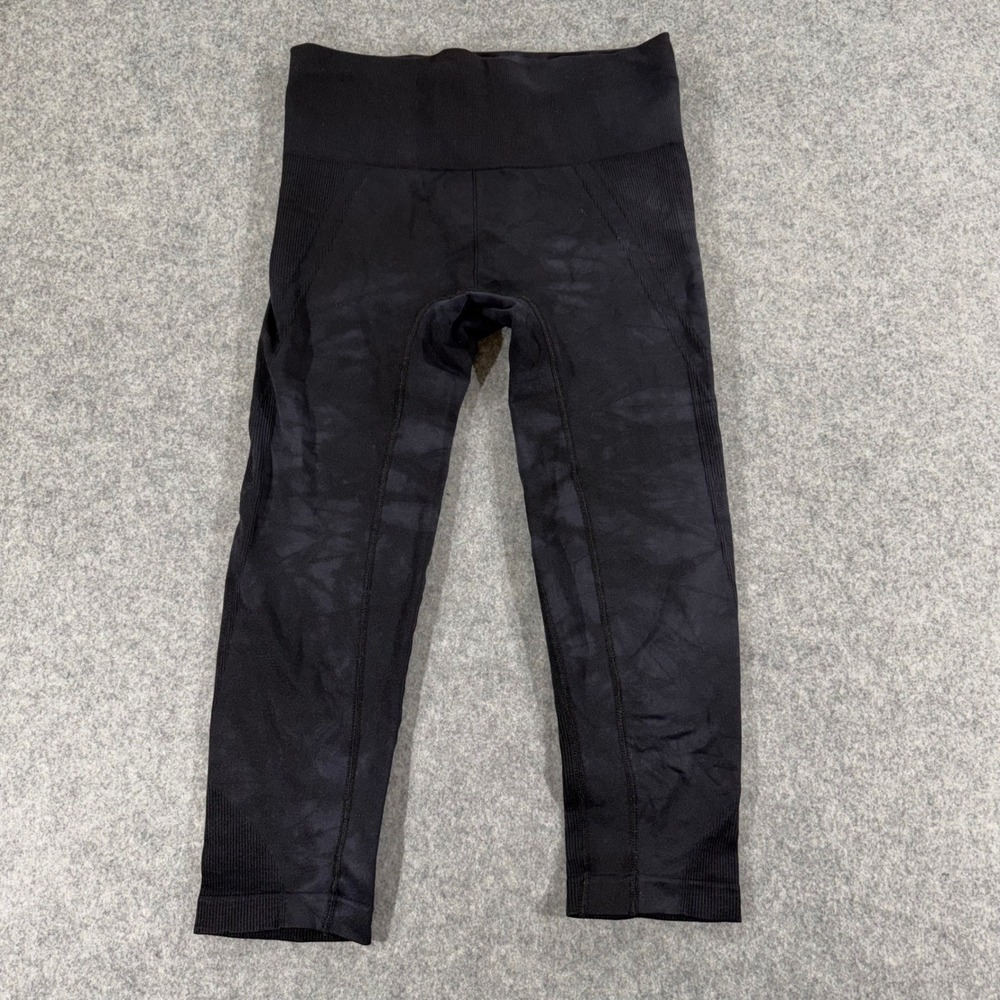 Athleta Womens Black Camo Seamless High Rise Cropped Leggings Size M 138413